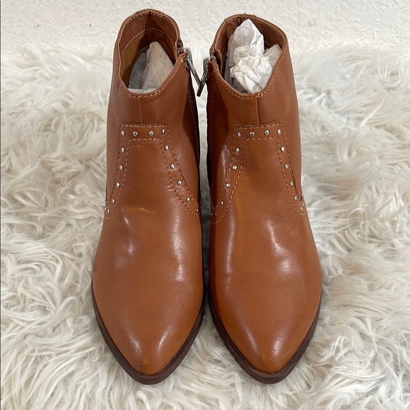 DOLCE VITA Tobin Studded Leather Bootie Brown Side Zip Size 6 NEW - Picture 2 of 16